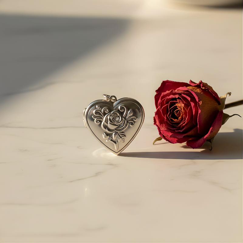Colar Gótico Vintage com Pinge - Heart Locket Necklace Photo avaliação e preço